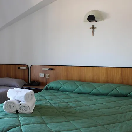 Hotel Crocenzi-3