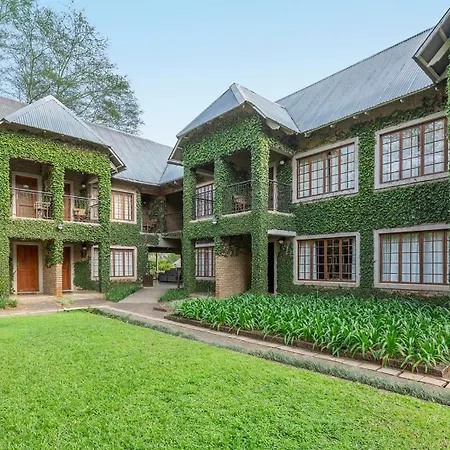 Hippo Hollow Country Estate-3