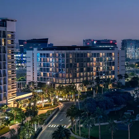 Yas Plaza Circuit By Ihg-2