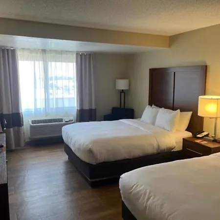Comfort Inn & Suites Phoenix North - Deer Valley-3