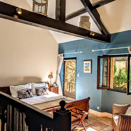 La Lanterne Chambres D'Hotes-3