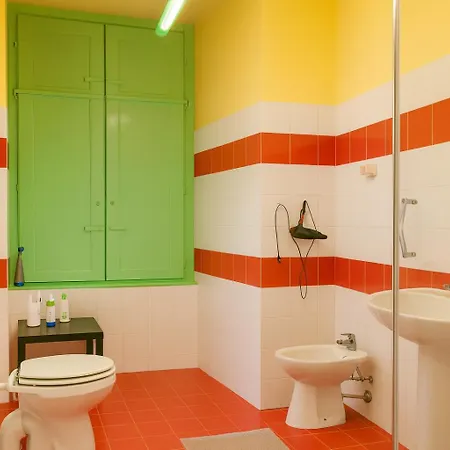 Sole Rosso Acquario Rooms-3