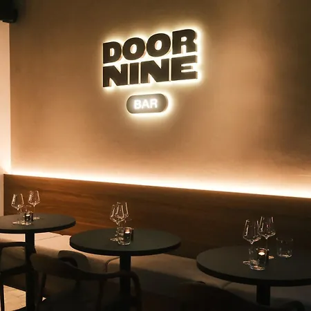 Door9 Hasselt - Digital Hotel&Bar-3