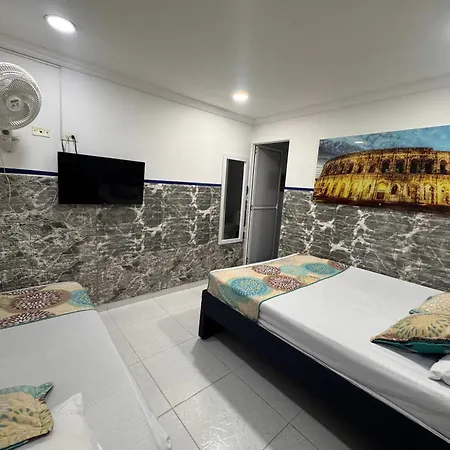 Casa Hotel Manco Mora-2