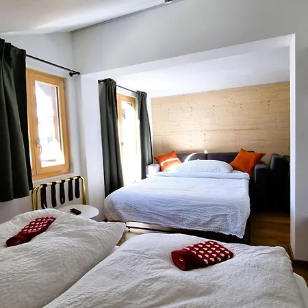 Hotel Les Amis-2