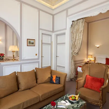Hôtel Regina Louvre-2