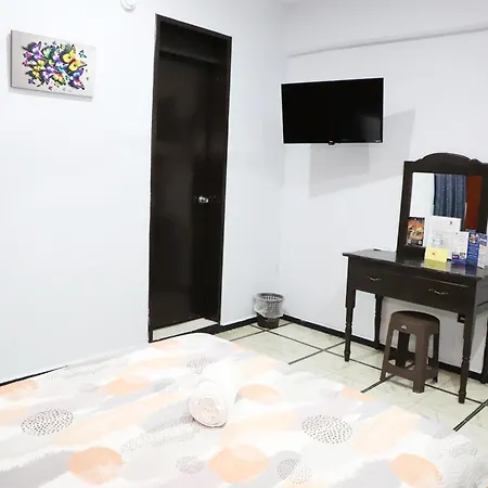 Hotel Murallas 231-2