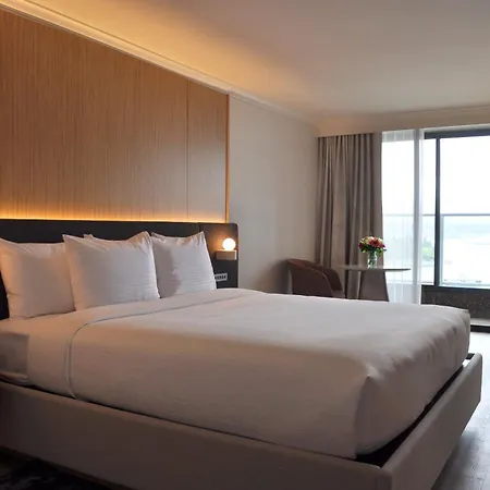 Pinnacle Hotel Harbourfront-3