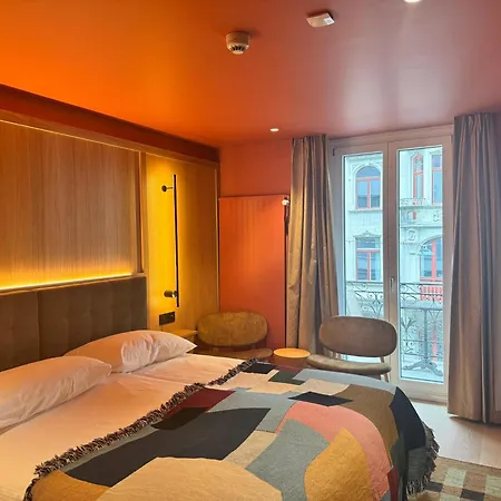 Hotel Alpina Luzern-2