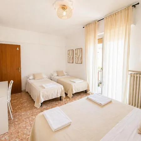Mariclà Boutique Rooms with Balcony&Free Parking-2