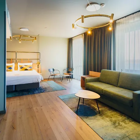 Four Elements Hotel-2