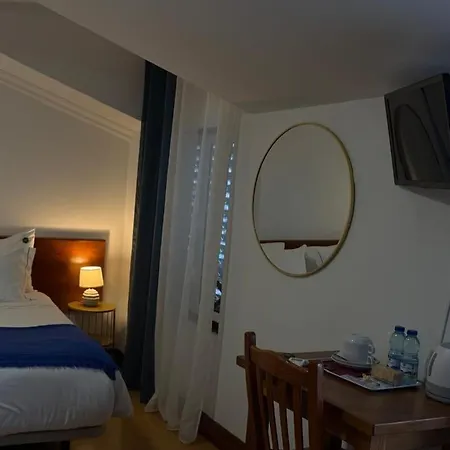 Hospedaria Insular-3