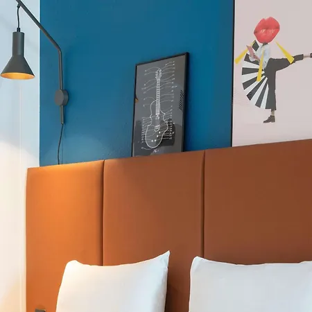 Ibis Bayeux Port En Bessin-3