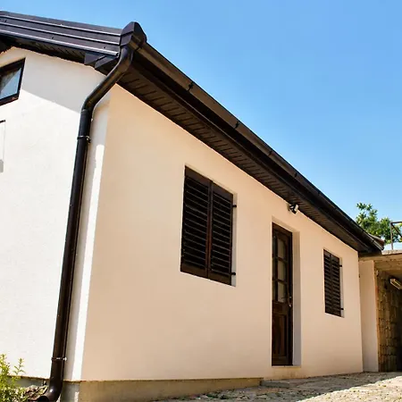 Balkan House-3