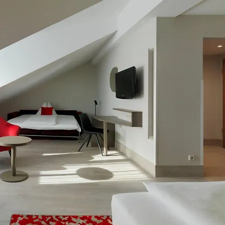 Ramada By Wyndham Dresden-2