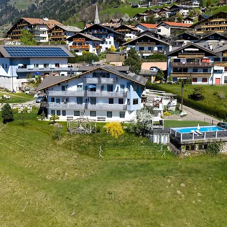 Gasserhof Garni & Apartment-2