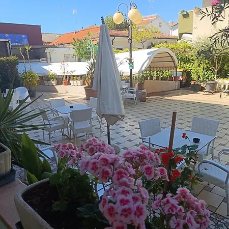 Hotel Criniera D'oro-2