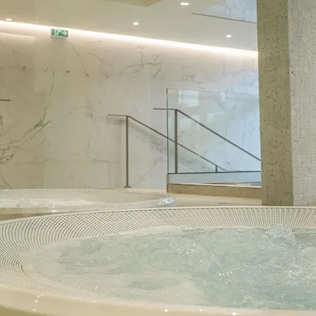 Novotel Avignon Centre-3