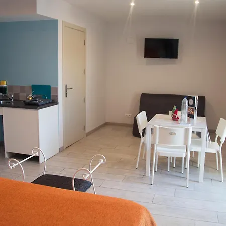 Apartamentos Comfort Calella-3