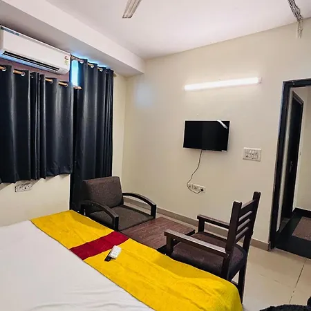Hotel Marigold-3