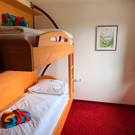 Residenz Dunza Hotel Garni-2