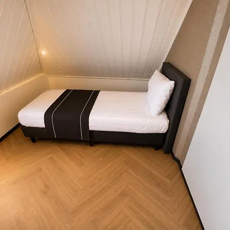 Hotel Buren-2