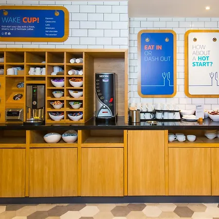 Holiday Inn Express London-Hammersmith By Ihg-3