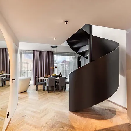 Hotel Maximilian'S-2
