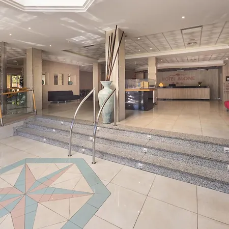 Hotel Alone-2
