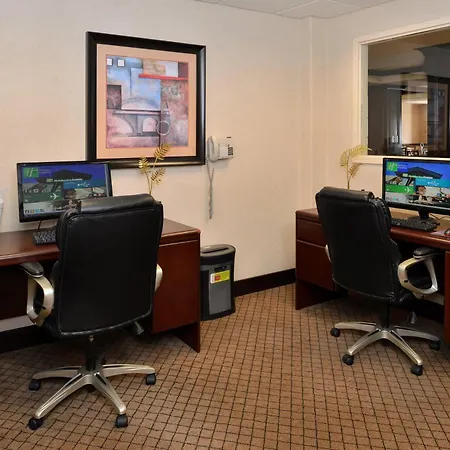 Holiday Inn Express Hotel & Suites Lincoln-Roseville Area By Ihg-3