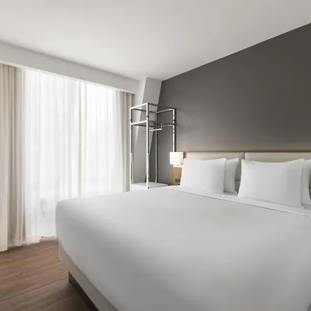 Best Western Premier Empire State Hotel-3