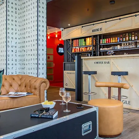 Ibis Styles Cannes Le Cannet-3