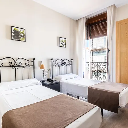 Hostal El Pilar-3