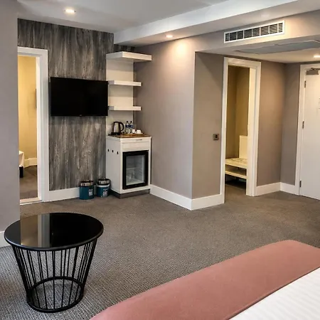 Mia Berre Hotels-3