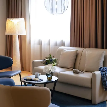 Mercure Geneva Airport-2