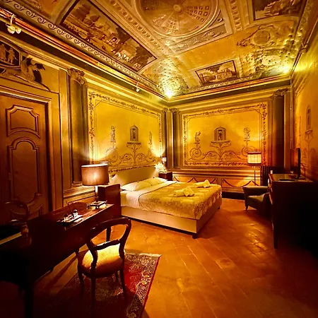 Casa Santangelo Suites - Historical Residence-3