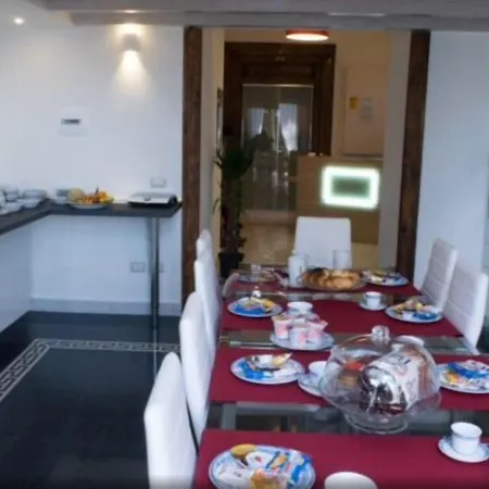 B&B Napolimilionaria Foria 242-2