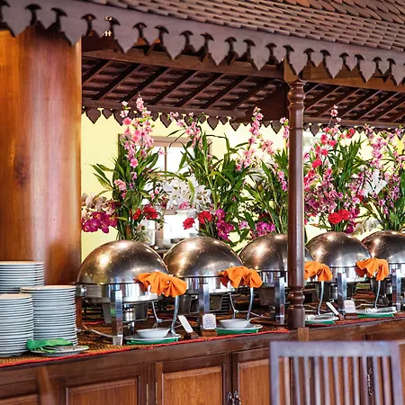 Royal Crown Hotel & Spa-3