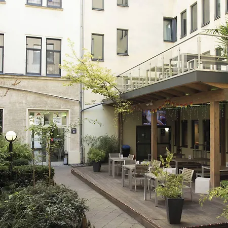 Acama Hotel & Hostel Kreuzberg-2