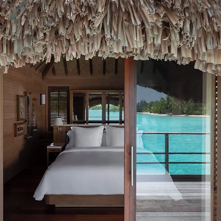 Four Seasons Resort Bora Bora-2