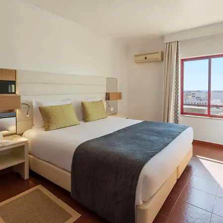 Best Western Hotel Dom Bernardo-3