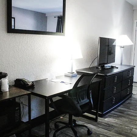 La Quinta Inn By Wyndham Cocoa Beach-Port Canaveral-2