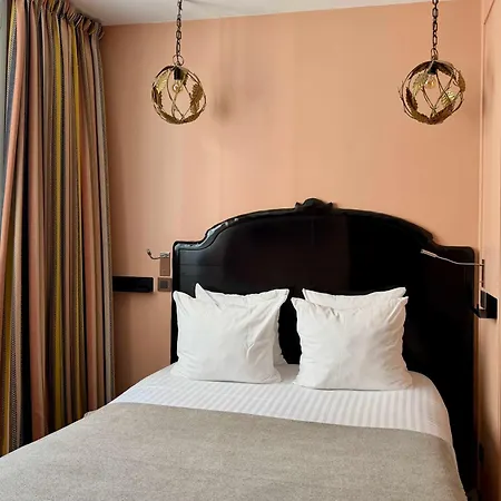 New Hotel Republique-2
