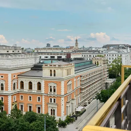 Hilton Vienna Plaza-3