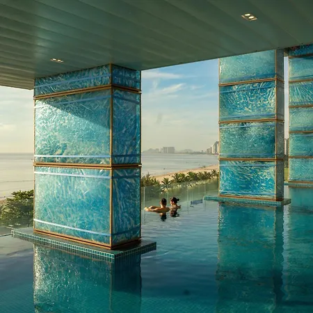 Prince Hotel Da Nang-2