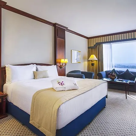 Corniche Hotel Abu Dhabi-3