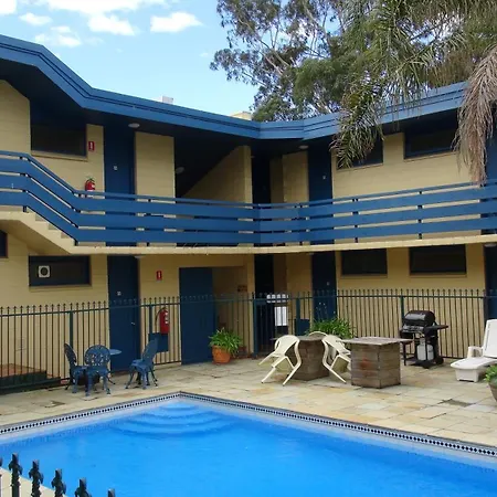 Pathfinder Motel-3