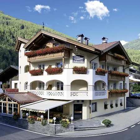 Hotel Garni Schneider-2