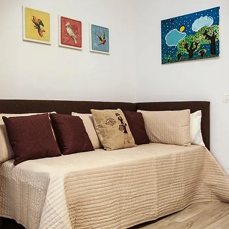 Chezromyk The Kosher B&B-3