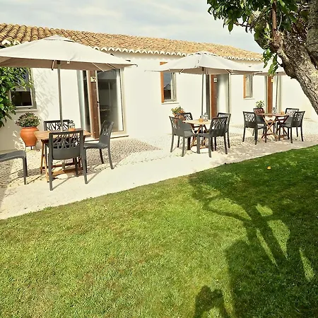 Lost&Found - Guesthouse&Suites-3